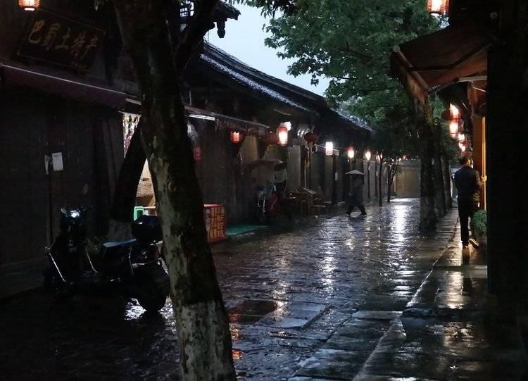 为什么手指甲会出现“竖纹”？可能和这4个原因有关，你需要了解